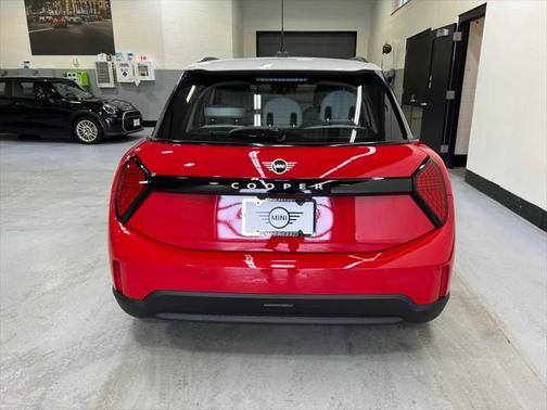 2025 MINI Hardtop Cooper