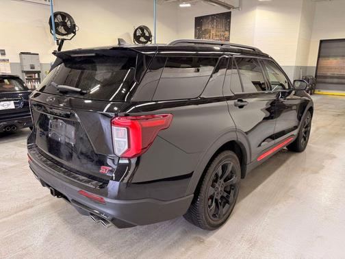 Agate Black Metallic 2021 Ford Explorer ST