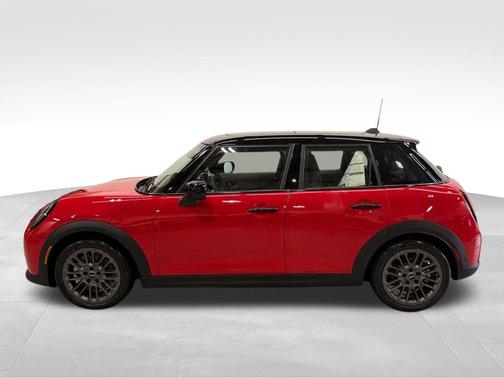Chili Red 2026 MINI Hardtop Cooper