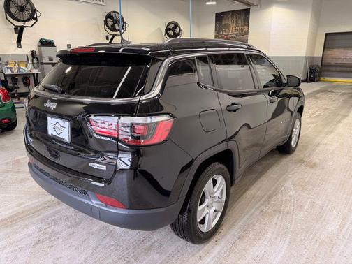 2022 Jeep Compass Latitude