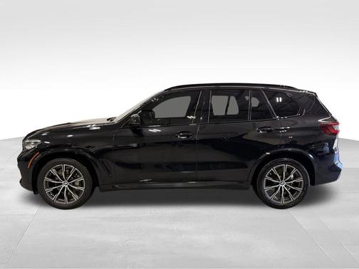 Black Sapphire Metallic 2022 BMW X5 xDrive40i