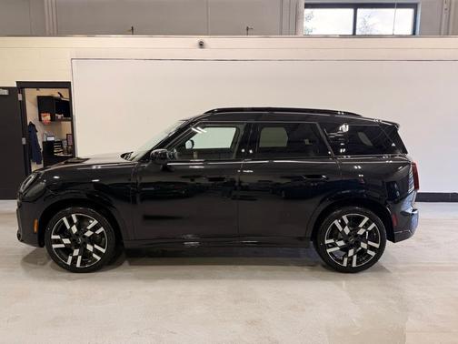 2027 MINI Countryman