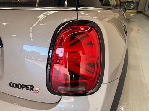 2023 MINI Hardtop Cooper S