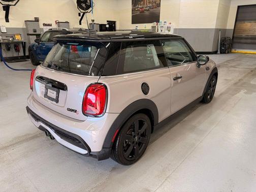 2023 MINI Hardtop Cooper S