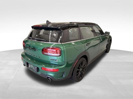 British Racing Green 2023 MINI Clubman Cooper S