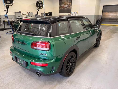 British Racing Green 2023 MINI Clubman Cooper S