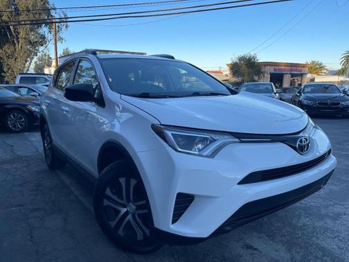 2016 Toyota RAV4 LE
