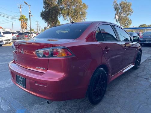 2016 Mitsubishi Lancer ES