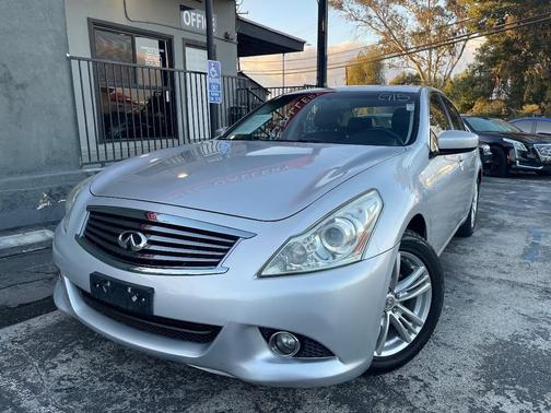 2011 INFINITI G37 Journey