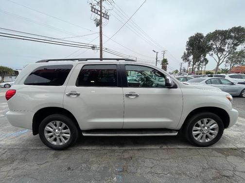 2016 Toyota Sequoia Platinum