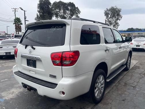 2016 Toyota Sequoia Platinum