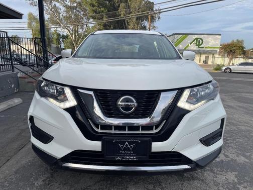 2019 Nissan Rogue S