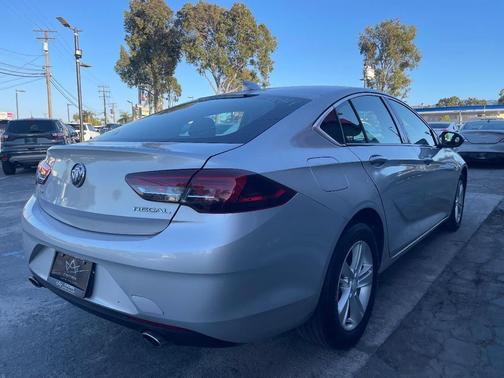 Quicksilver Metallic 2018 Buick Regal Sportback Preferred