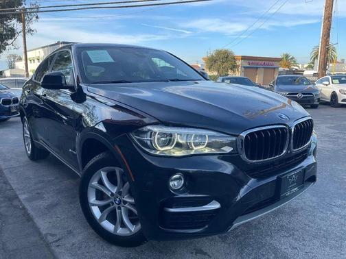 Black Sapphire Metallic 2015 BMW X6 sDrive35i