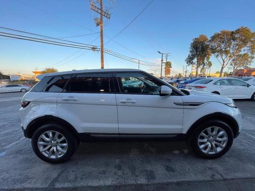 2018 Land Rover Range Rover Evoque SE Premium