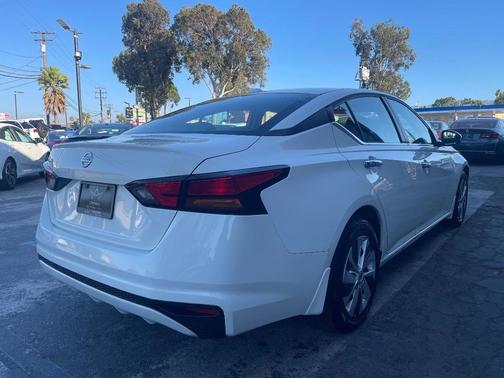 2020 Nissan Altima S FWD