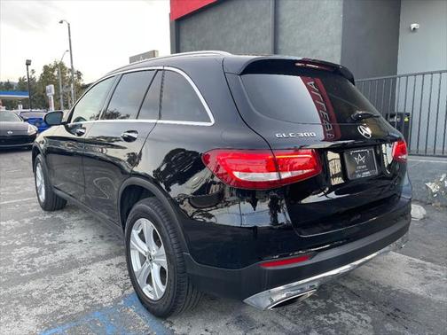 2017 Mercedes-Benz GLC 300 Base