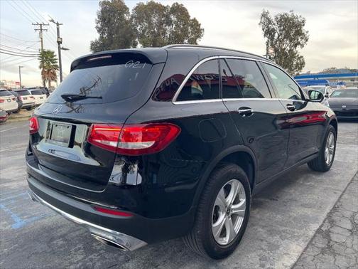 2017 Mercedes-Benz GLC 300 Base