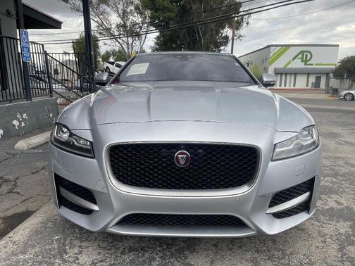 2016 Jaguar XF 35t R-Sport