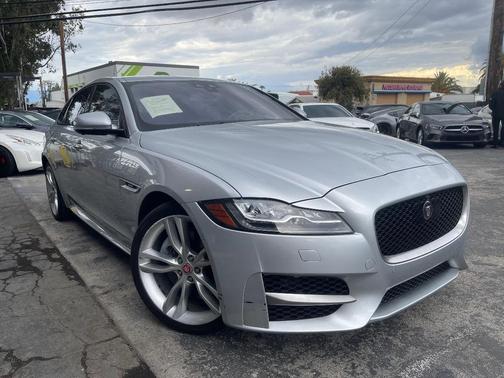 2016 Jaguar XF 35t R-Sport