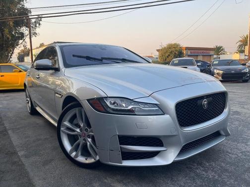 Rhodium Silver Metallic 2016 Jaguar XF 35t R-Sport