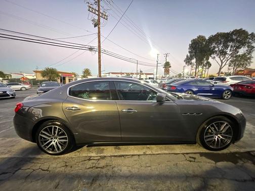 2016 Maserati Ghibli S