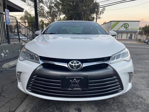 2017 Toyota Camry XLE