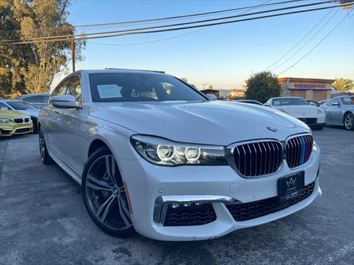 2016 BMW 740 740i