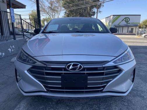 Symphony Silver 2019 Hyundai ELANTRA Value Edition