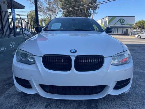 Mineral White Metallic 2012 BMW 335 335is