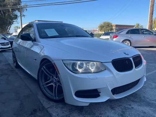 Mineral White Metallic 2012 BMW 335 335is