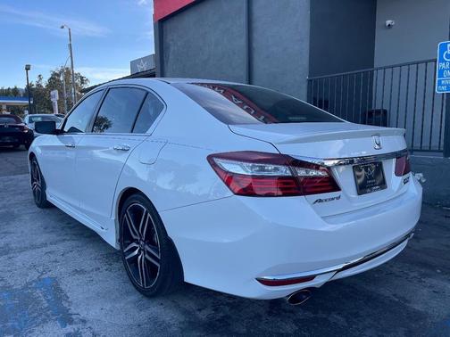 2017 Honda Accord Sport SE