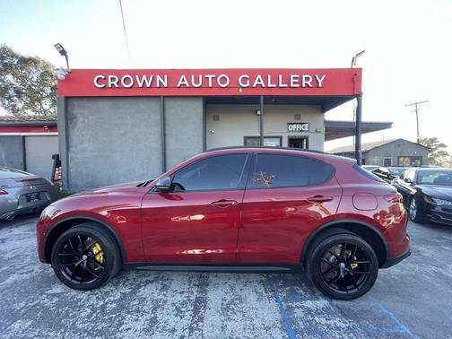 Rosso Competizione Tri-Coat 2018 Alfa Romeo Stelvio Ti