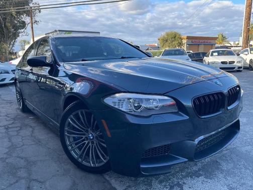Azurite Black Metallic 2013 BMW M5 Base