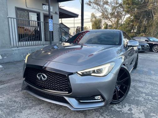 2017 INFINITI Q60 3.0T Premium