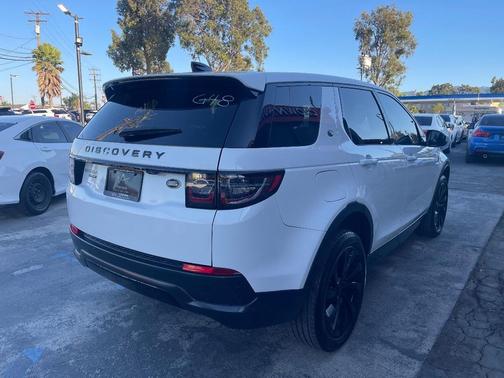 Fuji White 2020 Land Rover Discovery Sport S