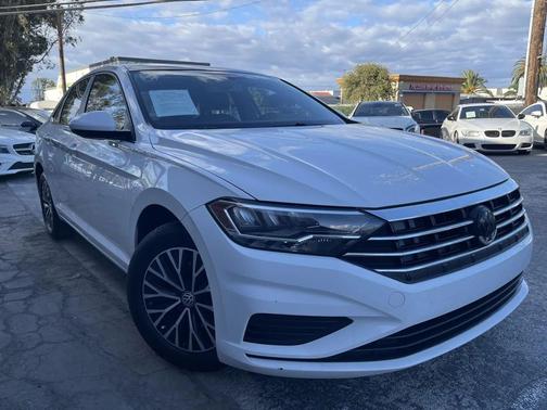 Pure White 2019 Volkswagen Jetta 1.4T SE