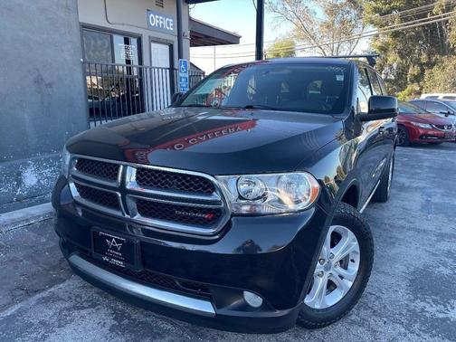 Brilliant Black Crystal Pearlcoat 2013 Dodge Durango SXT