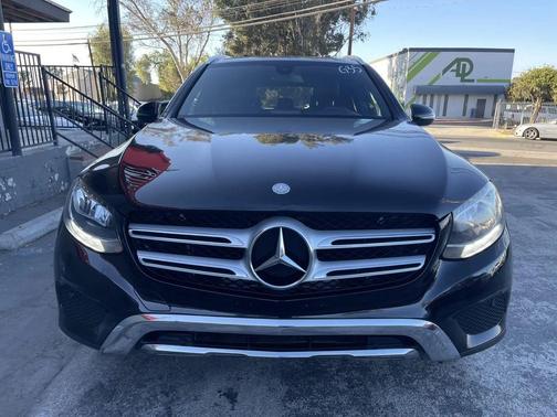 Black 2017 Mercedes-Benz GLC 300 Base