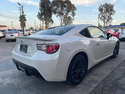 2013 Scion FR-S Base