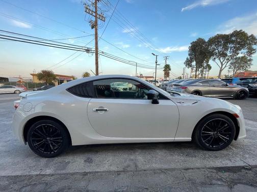2013 Scion FR-S Base