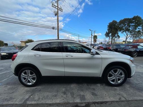 Cirrus White 2015 Mercedes-Benz GLA-Class 4MATIC