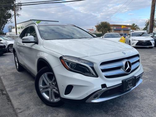 Cirrus White 2015 Mercedes-Benz GLA-Class 4MATIC