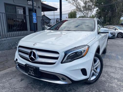 Cirrus White 2015 Mercedes-Benz GLA-Class 4MATIC