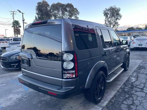 2016 Land Rover LR4 Base