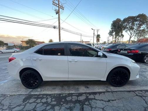 2017 Toyota Corolla SE