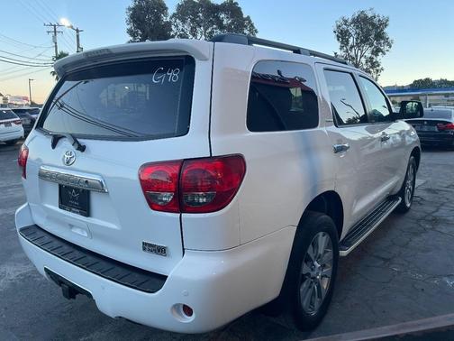 2016 Toyota Sequoia Limited