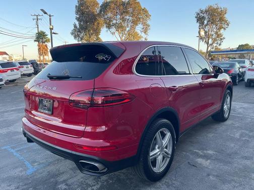 2016 Porsche Cayenne Cayenne