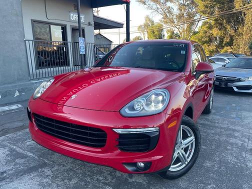 2016 Porsche Cayenne Cayenne