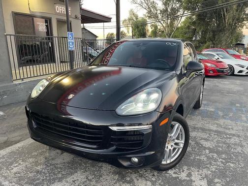 2015 Porsche Cayenne S